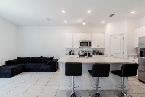 Touwnhouse à vendre à Davenport, Floride: 3 chambres, 130.71 m2 № 2407068 - photo 6