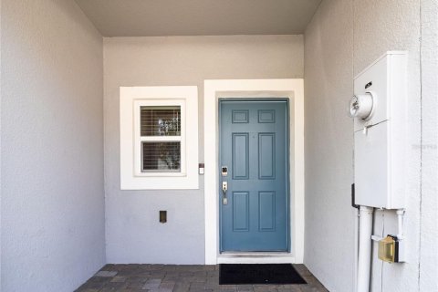 Touwnhouse à vendre à Davenport, Floride: 3 chambres, 130.71 m2 № 2407068 - photo 2