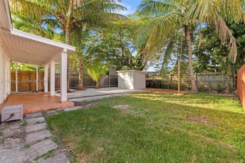 Снять в аренду виллу или дом в Майами, Флорида 2 спальни, 118.36м2, № 2005504 - фото 20