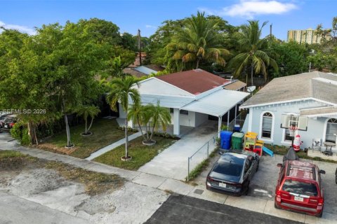 Снять в аренду виллу или дом в Майами, Флорида 2 спальни, 118.36м2, № 2005504 - фото 30