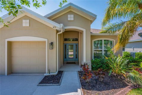 House in Ellenton, Florida 5 bedrooms, 277.96 sq.m. № 1651711 - photo 2