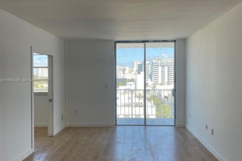 Condominio en alquiler en Miami Beach, Florida, 1 dormitorio, 82.68 m2 № 2050455 - foto 12