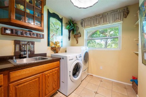 Villa ou maison à vendre à Dunedin, Floride: 4 chambres, 256.13 m2 № 2305235 - photo 25