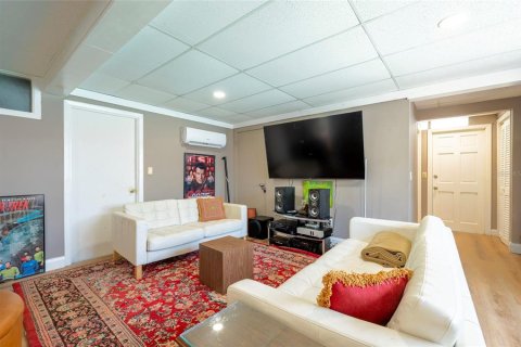 Villa ou maison à vendre à Dunedin, Floride: 4 chambres, 256.13 m2 № 2305235 - photo 15
