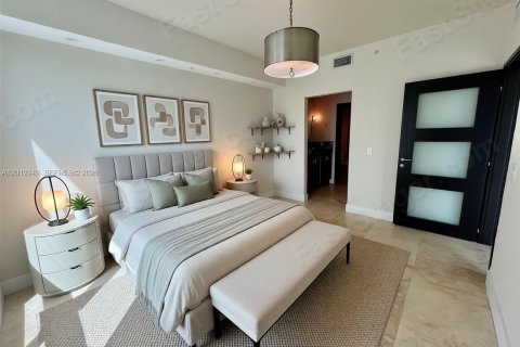 Condo in Miami, Florida, 2 bedrooms № 2251581 - photo 8