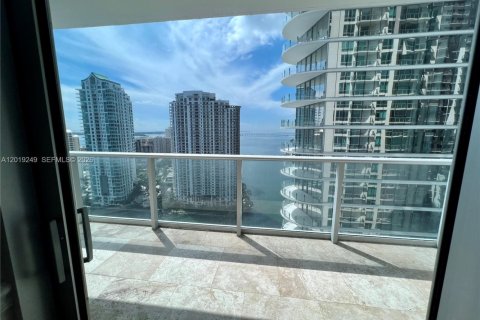 Condo in Miami, Florida, 2 bedrooms № 2251581 - photo 15