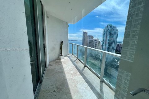 Condo in Miami, Florida, 2 bedrooms № 2251581 - photo 17