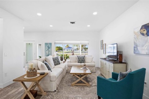 Casa en venta en Englewood, Florida, 3 dormitorios, 228.91 m2 № 2151886 - foto 4