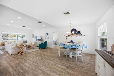 Casa en venta en Englewood, Florida, 3 dormitorios, 228.91 m2 № 2151886 - foto 25