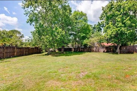 House in Sanford, Florida 3 bedrooms, 98.85 sq.m. № 2157527 - photo 9