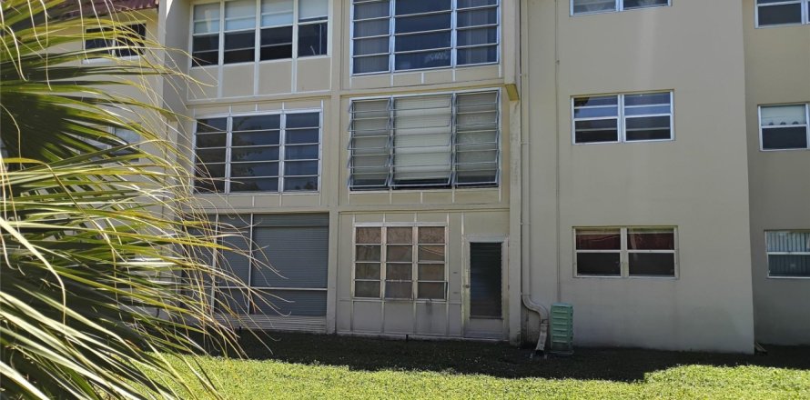 Condominio en Fort Lauderdale, Florida, 2 dormitorios  № 1209282