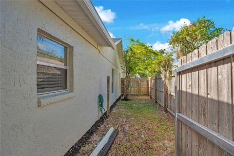 Casa en venta en Orlando, Florida, 4 dormitorios, 161.46 m2 № 2377455 - foto 29