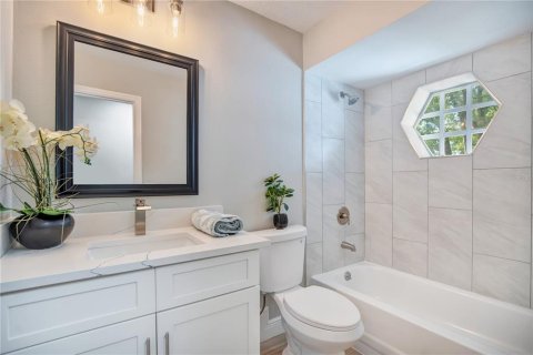 Casa en venta en Orlando, Florida, 4 dormitorios, 161.46 m2 № 2377455 - foto 17