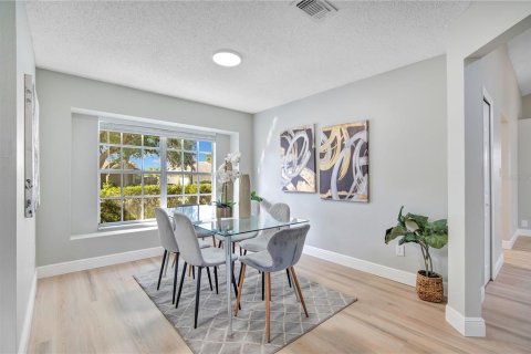 Casa en venta en Orlando, Florida, 4 dormitorios, 161.46 m2 № 2377455 - foto 7
