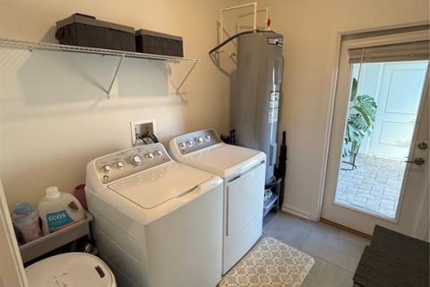 Townhouse in Kissimmee, Florida 3 bedrooms, 163.04 sq.m. № 1797953 - photo 21