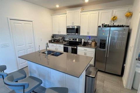 Townhouse in Kissimmee, Florida 3 bedrooms, 163.04 sq.m. № 1797953 - photo 16