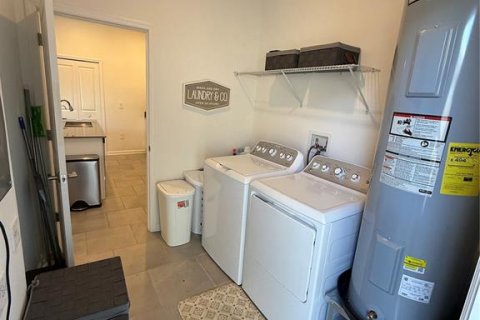 Townhouse in Kissimmee, Florida 3 bedrooms, 163.04 sq.m. № 1797953 - photo 22