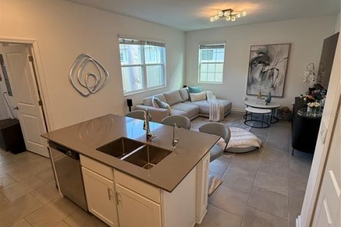 Townhouse in Kissimmee, Florida 3 bedrooms, 163.04 sq.m. № 1797953 - photo 19