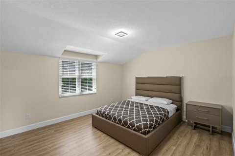 House in Orlando, Florida 4 bedrooms, 235.04 sq.m. № 1659654 - photo 24