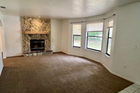 Casa en alquiler en Dunnellon, Florida, 2 dormitorios, 131.18 m2 № 1870915 - foto 2