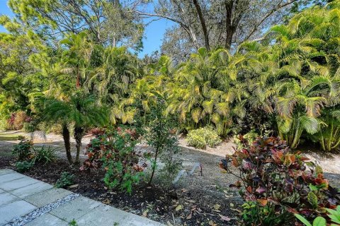 Condo in Sarasota, Florida, 2 bedrooms  № 2143390 - photo 30