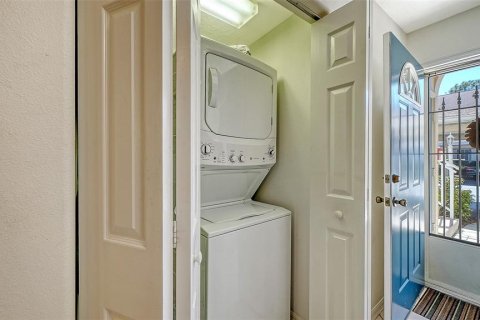Condo in Sarasota, Florida, 2 bedrooms  № 2143390 - photo 29