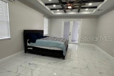 House in Lake Wales, Florida 4 bedrooms, 305.83 sq.m. № 1894119 - photo 3