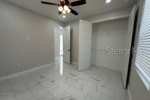 House in Lake Wales, Florida 4 bedrooms, 305.83 sq.m. № 1894119 - photo 15