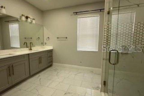 House in Lake Wales, Florida 4 bedrooms, 305.83 sq.m. № 1894119 - photo 5