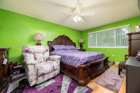 Copropriété à vendre à Tamarac, Floride: 2 chambres, 123.1 m2 № 1994312 - photo 13