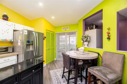 Copropriété à vendre à Tamarac, Floride: 2 chambres, 123.1 m2 № 1994312 - photo 3