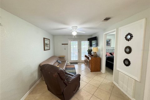 House in Hudson, Florida 2 bedrooms, 83.61 sq.m. № 1906097 - photo 10