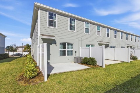 Adosado en alquiler en Bradenton, Florida, 3 dormitorios, 132.94 m2 № 2144247 - foto 20