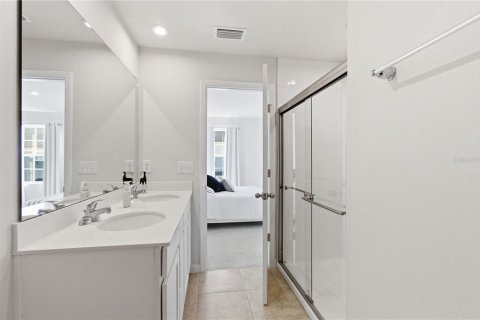 Adosado en alquiler en Bradenton, Florida, 3 dormitorios, 132.94 m2 № 2144247 - foto 12