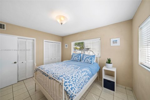 Villa ou maison à vendre à Miami Beach, Floride: 2 chambres, 96.43 m2 № 1967129 - photo 14