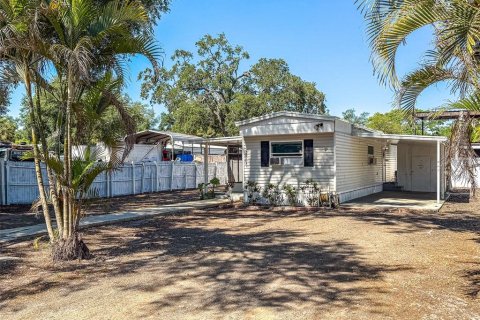 Propiedad comercial en venta en Tampa, Florida, 55.74 m2 № 2166376 - foto 2