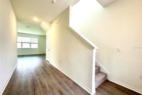 Casa en alquiler en Clermont, Florida, 4 dormitorios, 221.57 m2 № 1784541 - foto 2