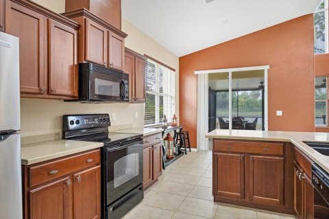 House in Venice, Florida 3 bedrooms, 197.42 sq.m. № 1321811 - photo 21