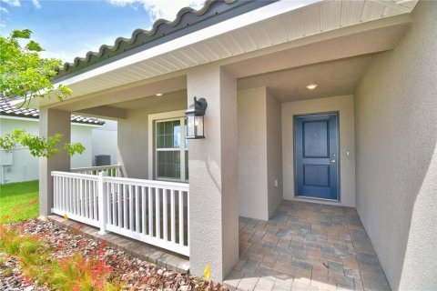 House in Auburndale, Florida 3 bedrooms, 183.02 sq.m. № 1437399 - photo 4
