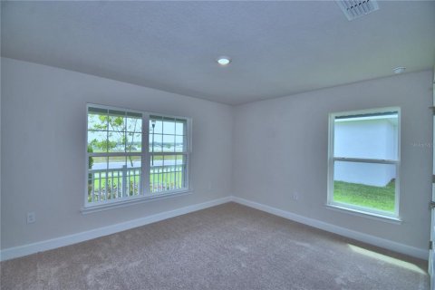 House in Auburndale, Florida 3 bedrooms, 183.02 sq.m. № 1437399 - photo 13
