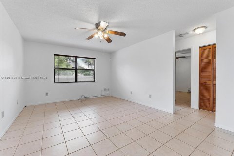 Casa en alquiler en Cooper City, Florida, 3 dormitorios, 141.68 m2 № 1891609 - foto 8