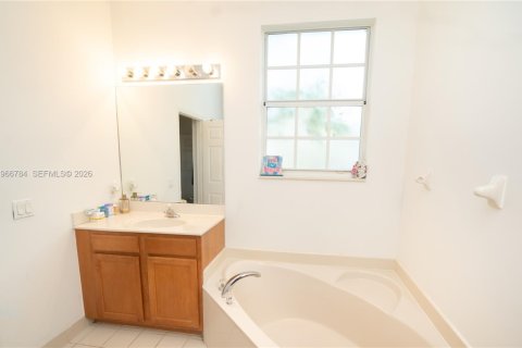 Touwnhouse à vendre à Homestead, Floride: 4 chambres, 147.9 m2 № 2042222 - photo 17