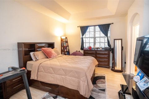 Touwnhouse à vendre à Homestead, Floride: 4 chambres, 147.9 m2 № 2042222 - photo 15