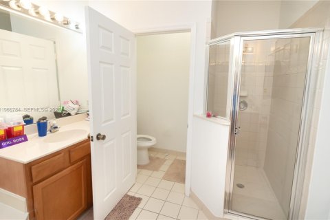 Touwnhouse à vendre à Homestead, Floride: 4 chambres, 147.9 m2 № 2042222 - photo 18