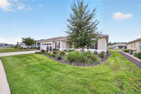 House in Ocala, Florida 2 bedrooms, 195.47 sq.m. № 2393465 - photo 3