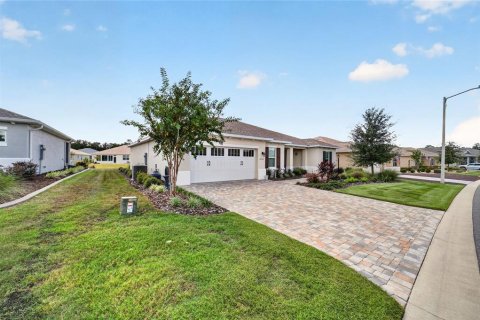 House in Ocala, Florida 2 bedrooms, 195.47 sq.m. № 2393465 - photo 4