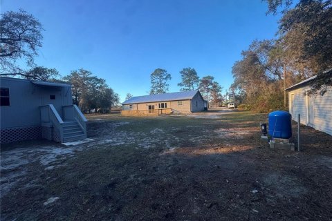 House in Ocklawaha, Florida 3 bedrooms, 167.22 sq.m. № 1642815 - photo 22
