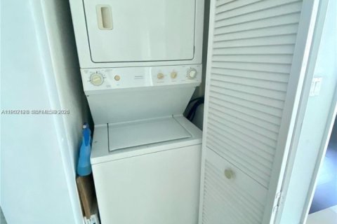 Снять в аренду кондоминиум в Майами, Флорида 2 спальни, 106.09м2, № 2006475 - фото 20