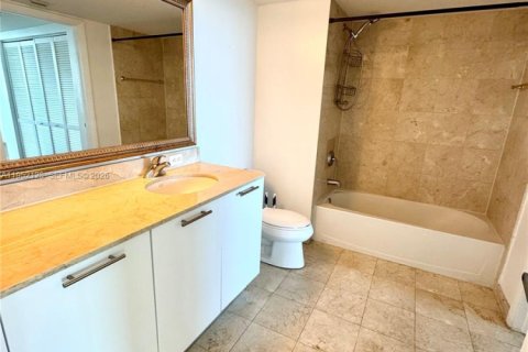 Снять в аренду кондоминиум в Майами, Флорида 2 спальни, 106.09м2, № 2006475 - фото 19