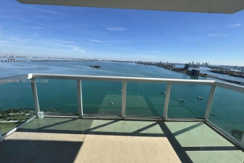 Снять в аренду кондоминиум в Майами, Флорида 2 спальни, 106.09м2, № 2006475 - фото 4